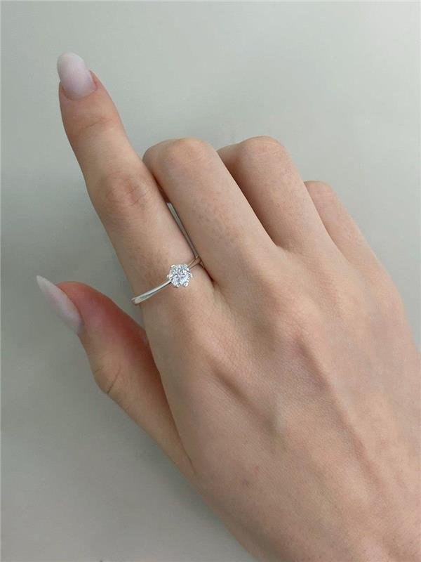 ANEL SOLITÁRIO COM ZIRCÔNIA 5MM