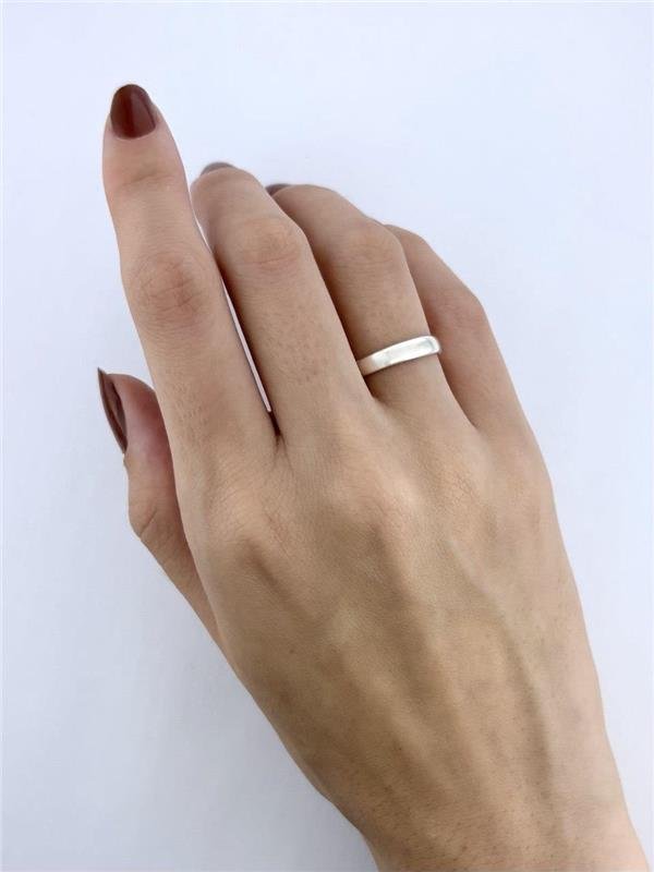 ANEL ALIANÇA ANATÔMICA