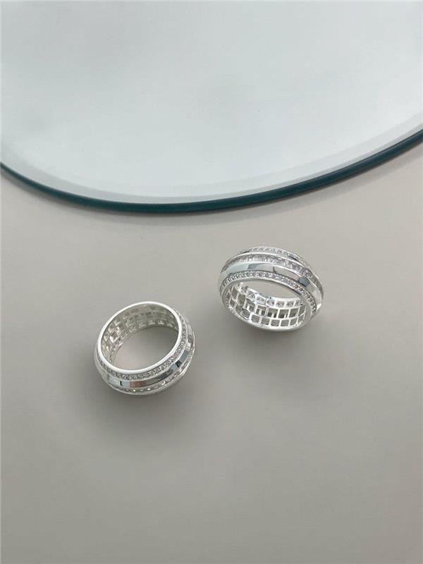 ANEL LARGO ABAULADO ZIRCÔNIA