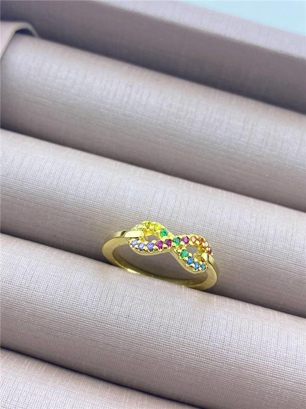 ANEL INFINITO CRAVEJADO 