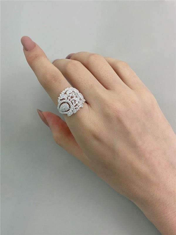 ANEL LARGO CRAVEJADO