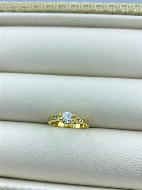 SOLITÁRIO COM DETALHE ZIRCÔNIA