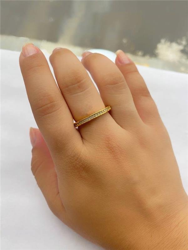 ANEL FILETE CRISTAL/BRANCO DETALHADO