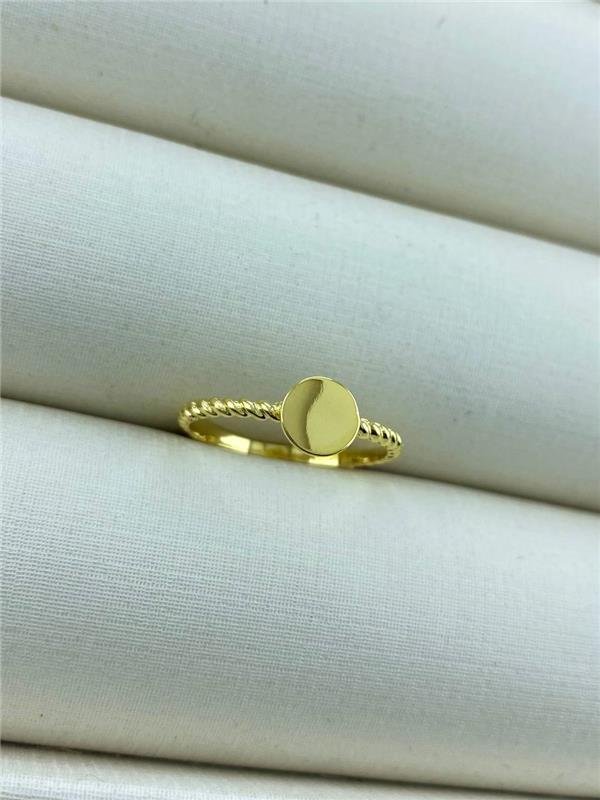 ANEL ARO TORCIDO CÍRCULO CHEIO