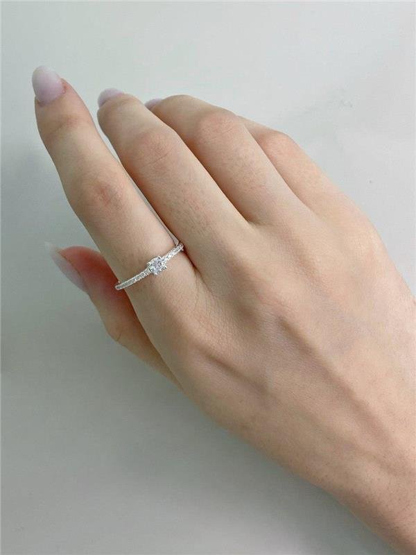 SOLITÁRIO C/DETALHE 