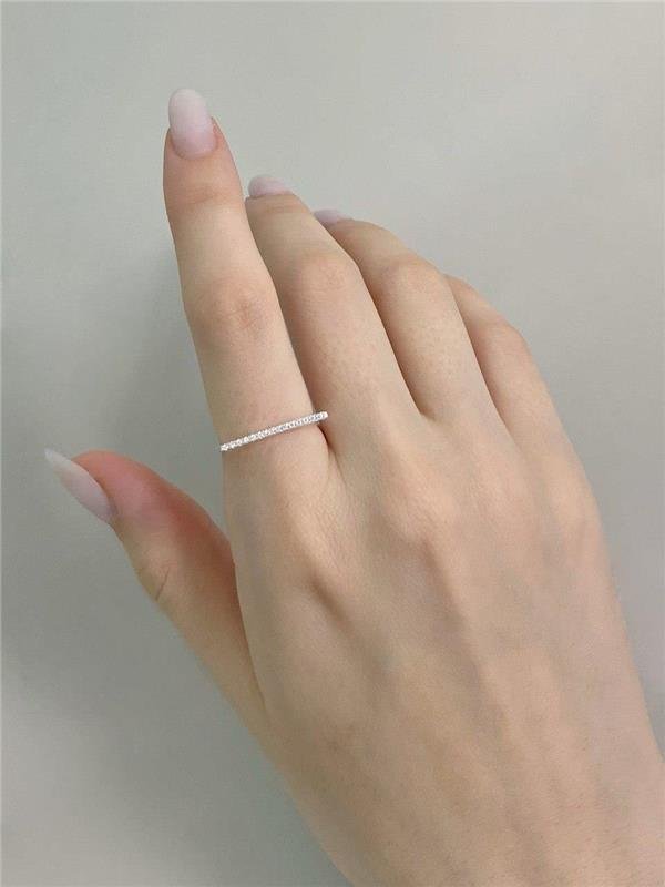 ANEL FIO RETO EM ZIRCÔNIA