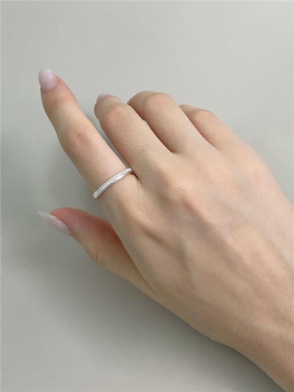 APARADOR DE ALIANÇA 2 FIOS LISO E ZIRCÔNIA