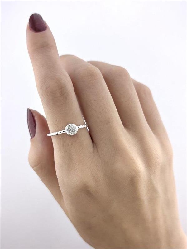 ANEL CÍRCULO C/DETALHE ZIRCÔNIA