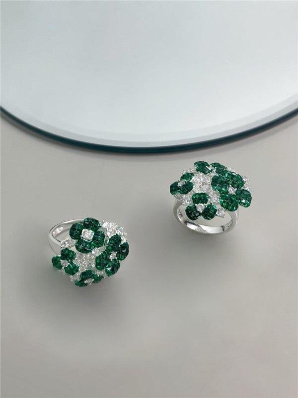 ANEL FLORES ZIRCÔNIA CÚBICA