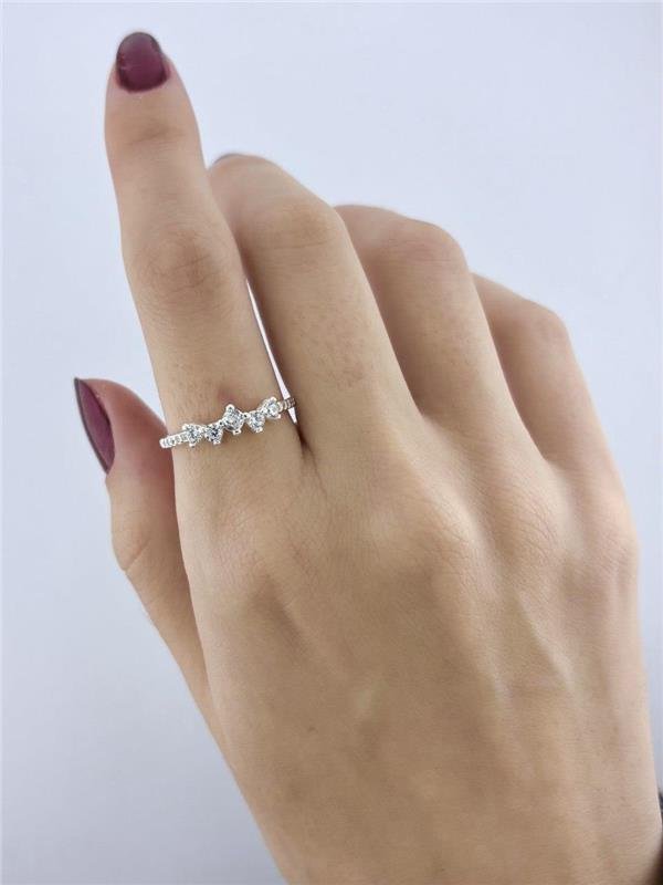 ANEL PREGO MOLA COM DETALHE EM ZIRCÔNIA