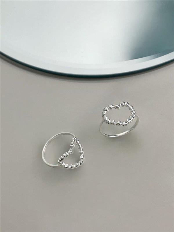 ANEL CORAÇÃO VAZADO