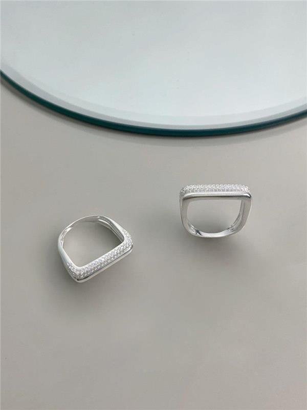 ANEL SINETE DUPLO LISO E ZIRCÔNIA