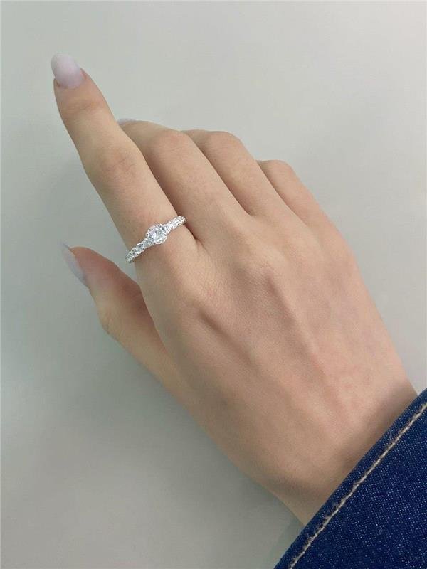 ANEL SOLITÁRIO RENDA ITALIANA