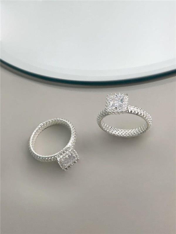 SOLITÁRIO QUADRADO RENDA ITALIANA