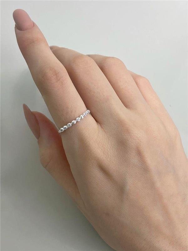 ANEL C/BOLINHA E PONTO LUZ