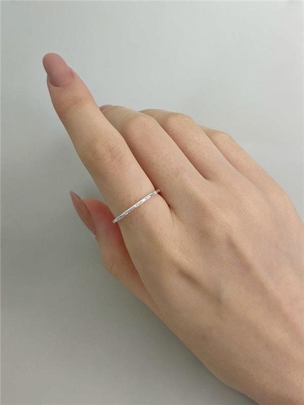 ANEL ARO COM PONTO LUZ