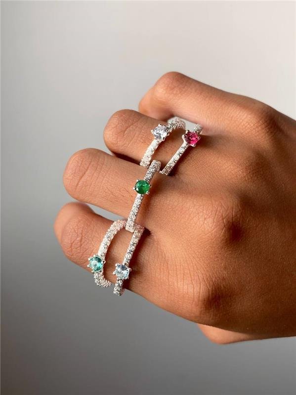 ANEL SOLITÁRIO RENDA ITALIANA