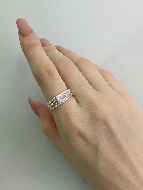 SOLITÁRIO TRABALHADO RENDA ITALIANA