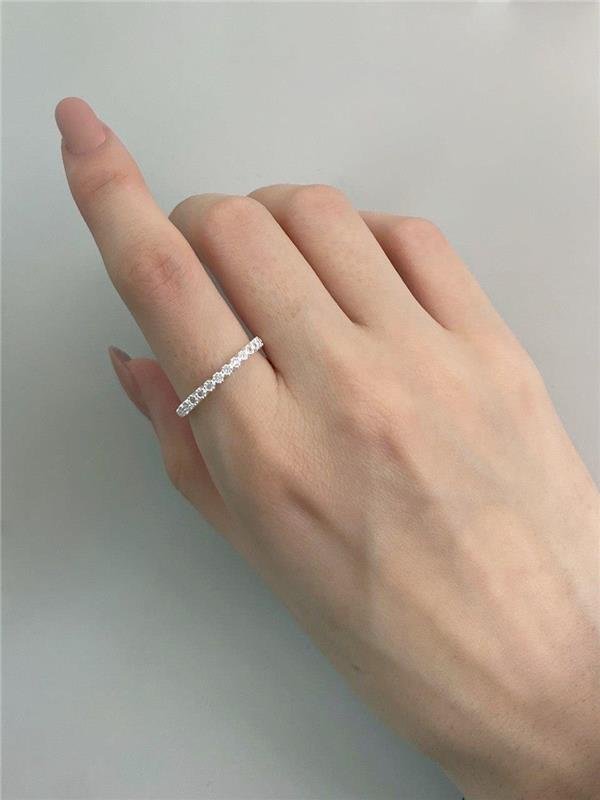 ANEL COM PONTO LUZ RENDA ITALIANA