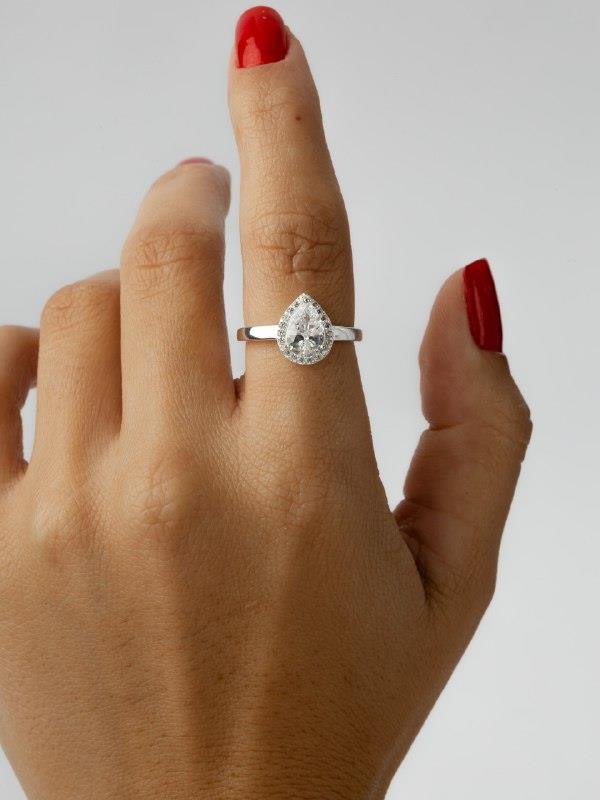 ANEL GOTA COM PONTO LUZ