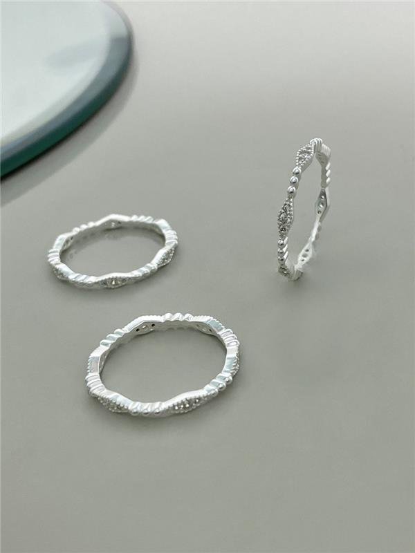 ANEL ARO COM DETALHE OVAL