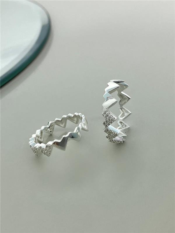 ANEL ARO EM CORAÇÃO LISO E ZIRCÔNIA