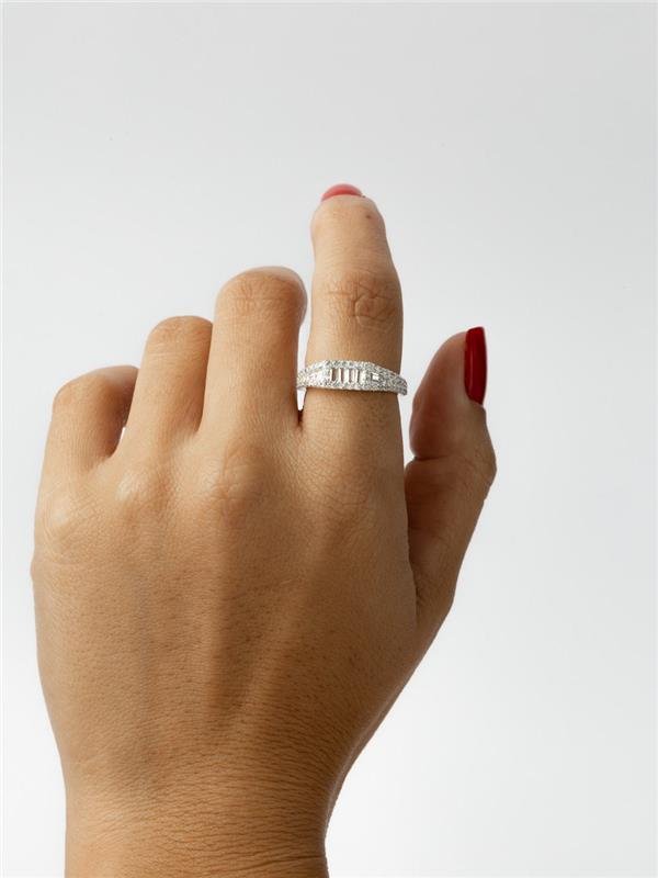 ANEL SINETE CRAVEJADO