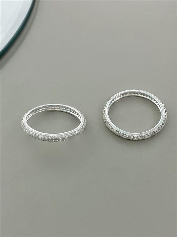 APARADOR DE ALIANÇA ABAULADO CRAVEJADO