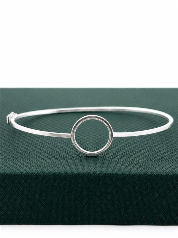 BRACELETE FIO QUADRADO CÍRCULO