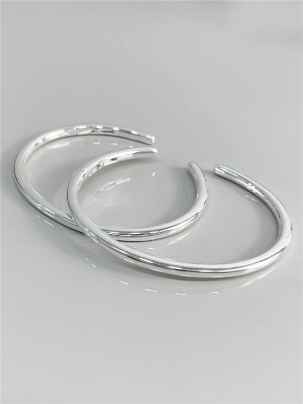 BRACELETE RÍGIDO LISO ARTICULADO