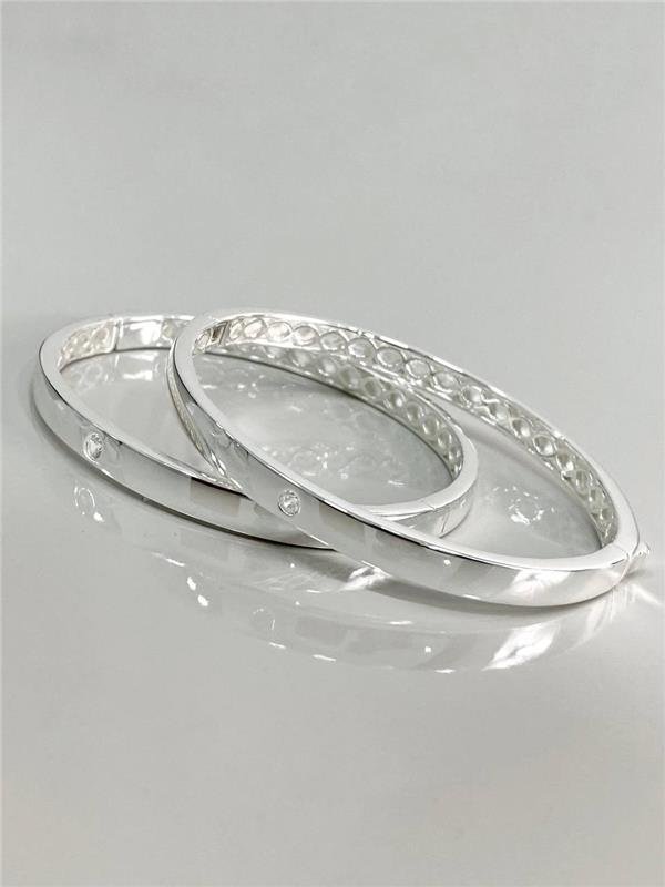 BRACELETE RÍGIDO C/PONTO LUZ