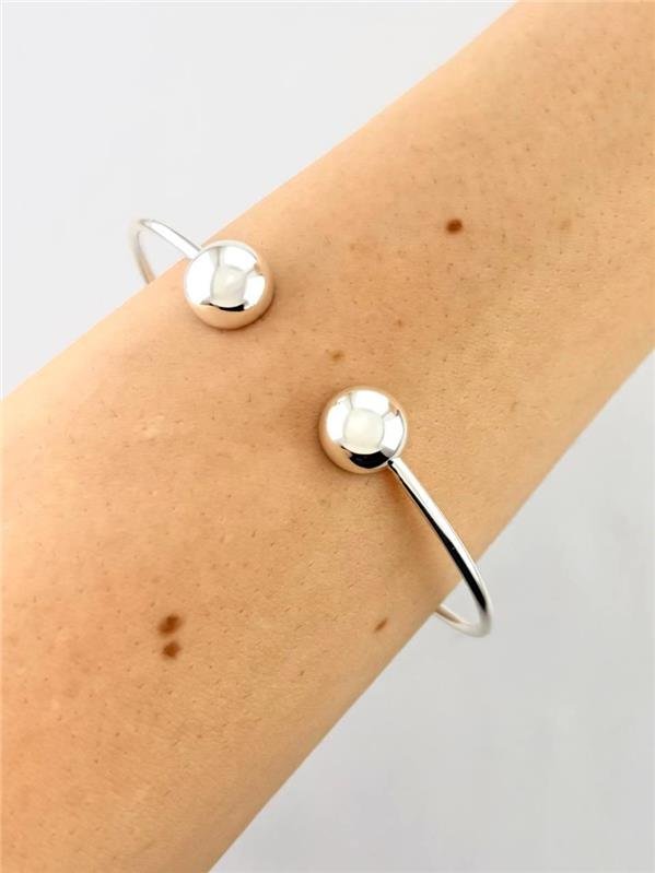 BRACELETE FIO C/MEIA BOLA LISA