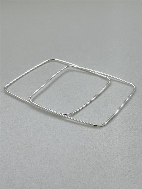 BRACELETE TUBO RETRÔ QUADRADO