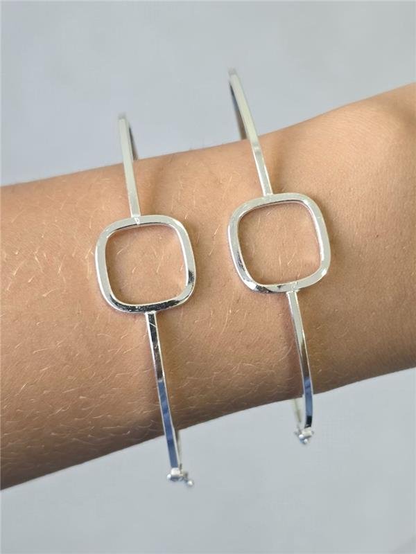 BRACELETE FIO QUADRADO 