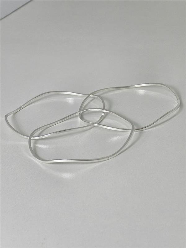 BRACELETE FIO QUADRADO ONDULADO