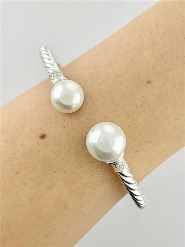 BRACELETE TORCIDO ARTICULADO C/PÉROLA SHELL