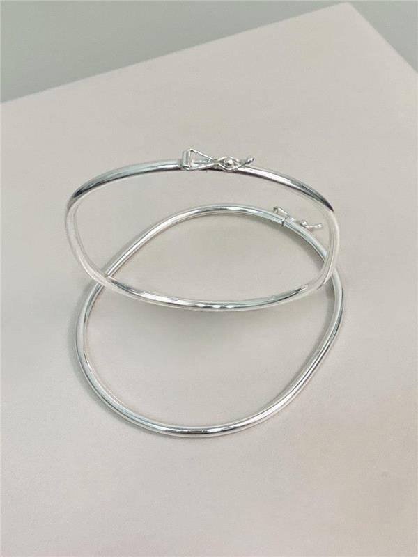 BRACELETE FIO TUBO 2MM 6,3X5,3CM DIÂMETRO