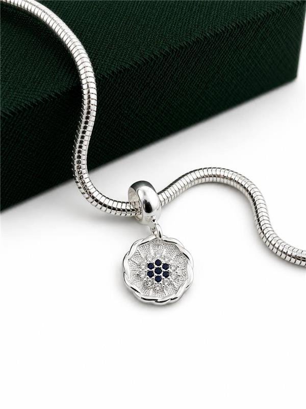 BERLOQUE MEDALHA C/DETALHE OLHO
