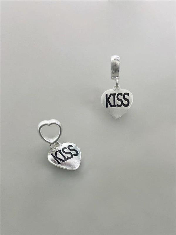 BERLOQUE CORAÇÃO KISS