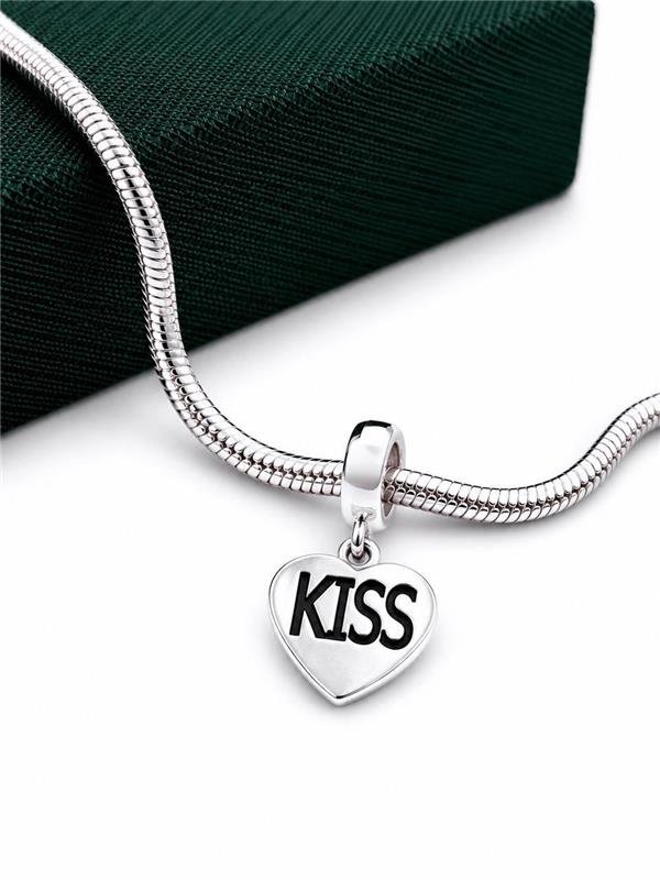 BERLOQUE CORAÇÃO KISS