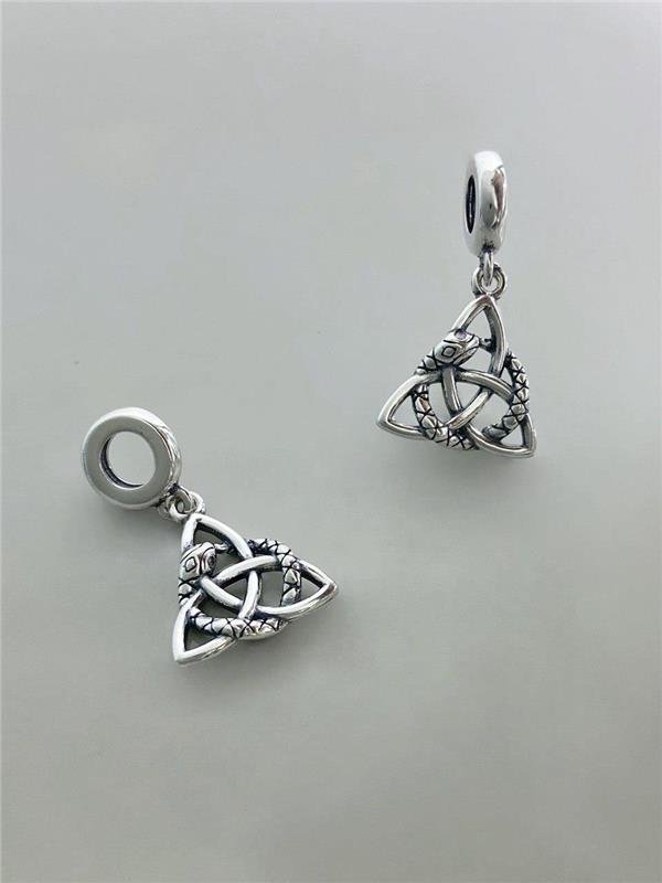 BERLOQUE TRIQUETRA C/SERPENTE