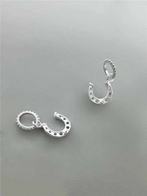 BERLOQUE FERRADURA DETALHE