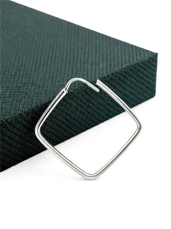 BRINCO LOSANGO FIO QUADRADO 1MM 2,8CM