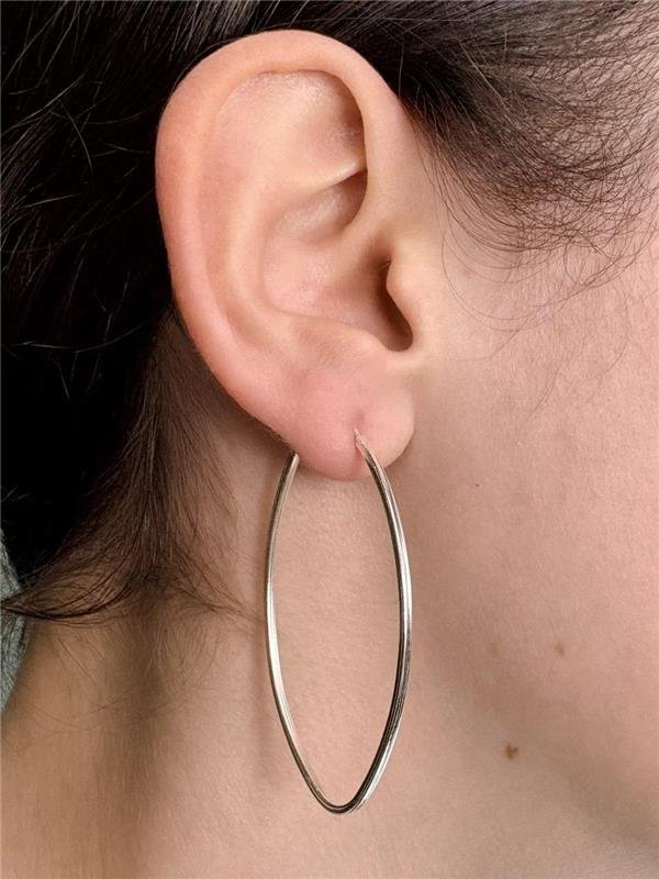 BRINCO OVAL FIO QUADRADO 1MM 5CMX3CM