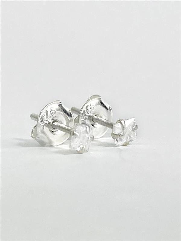 BRINCO PONTO LUZ QUADRADO CRISTAL