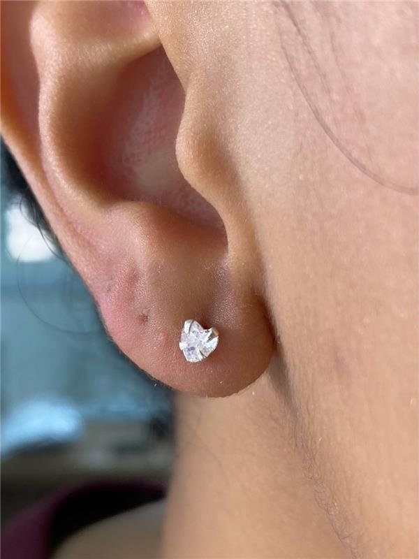 BRINCO PONTO LUZ CORAÇÃO CRISTAL 