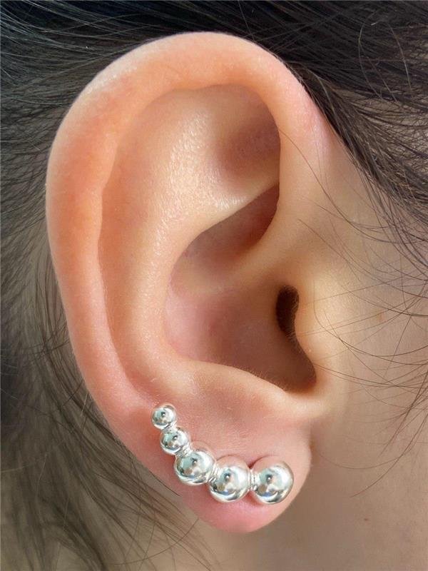 BRINCO EARCUFF MEIA BOLA LISA