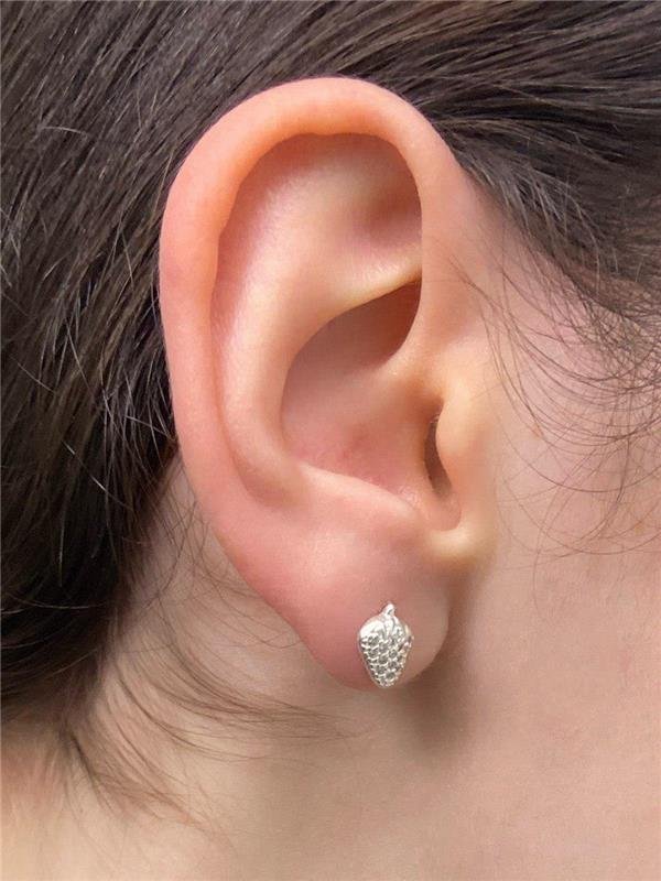 BRINCO MORANGO CRAVEJADO