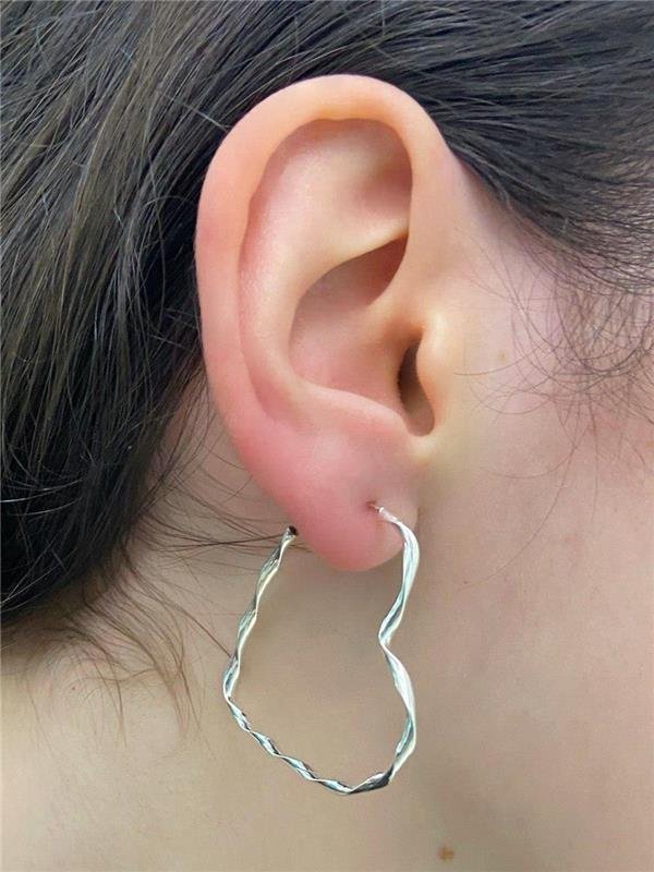 BRINCO CORAÇÃO TORCIDO 