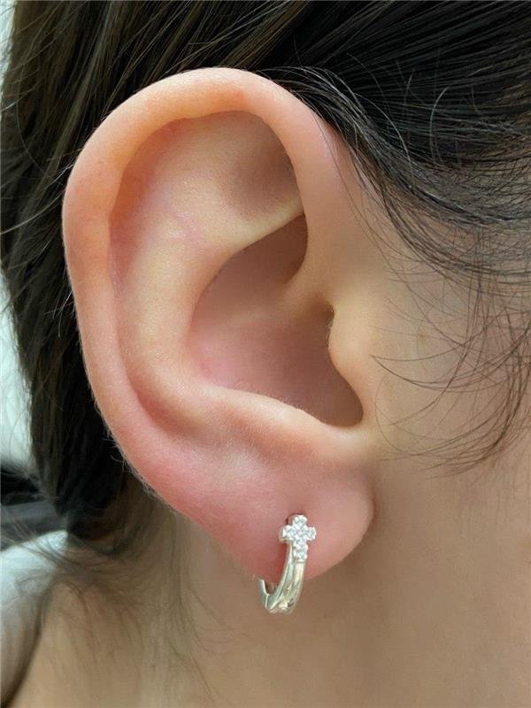 BRINCO ARGOLA CRUZ CRAVEJADO 